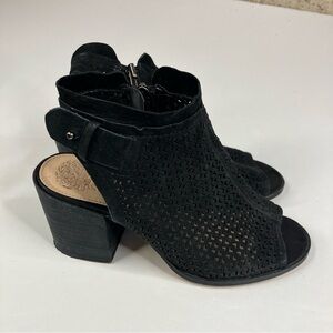 Vince Camuto Black Suede Perforated Suede Open Toe Shoes Size 5.5